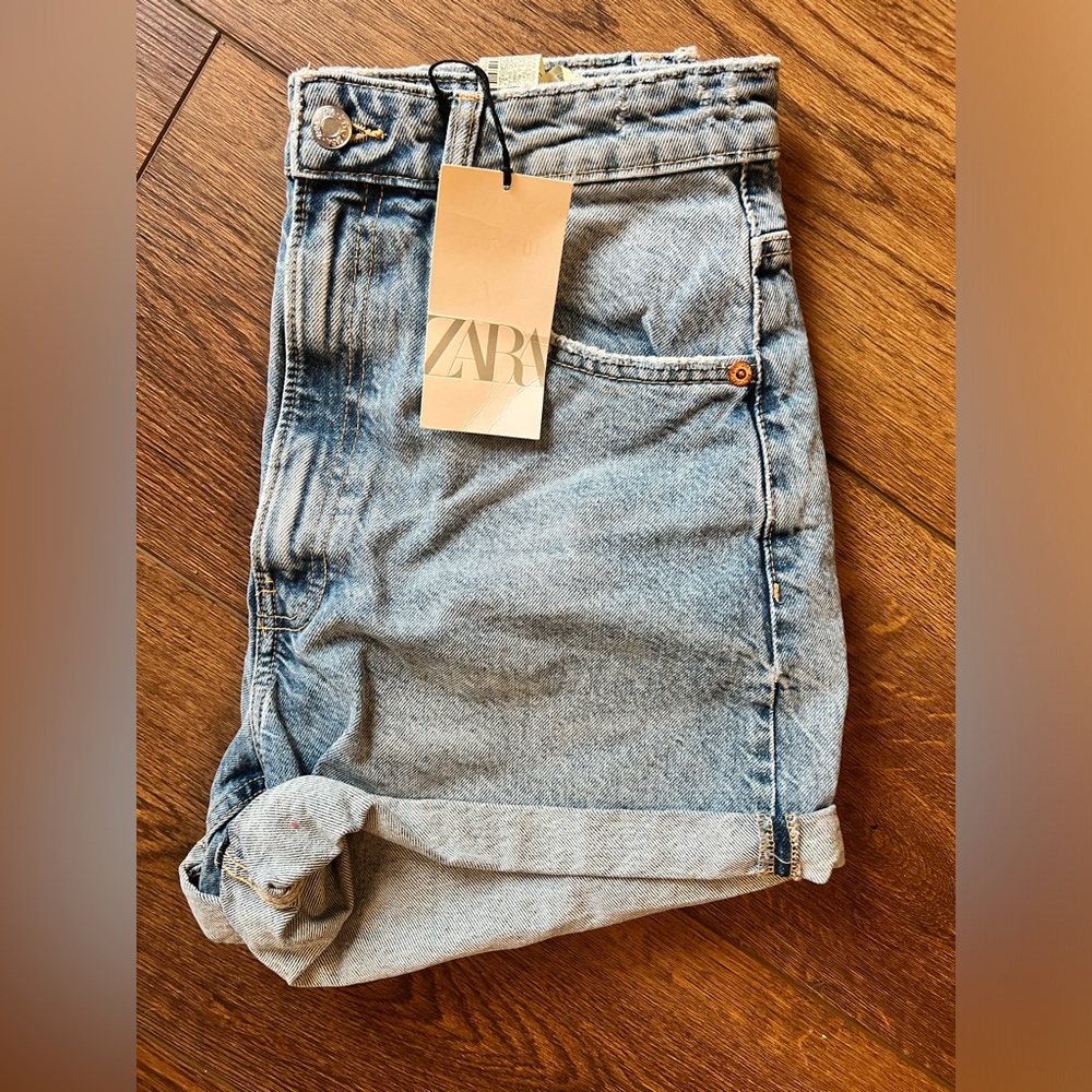 Zara High Waist Denim Mom Shorts 8197/053